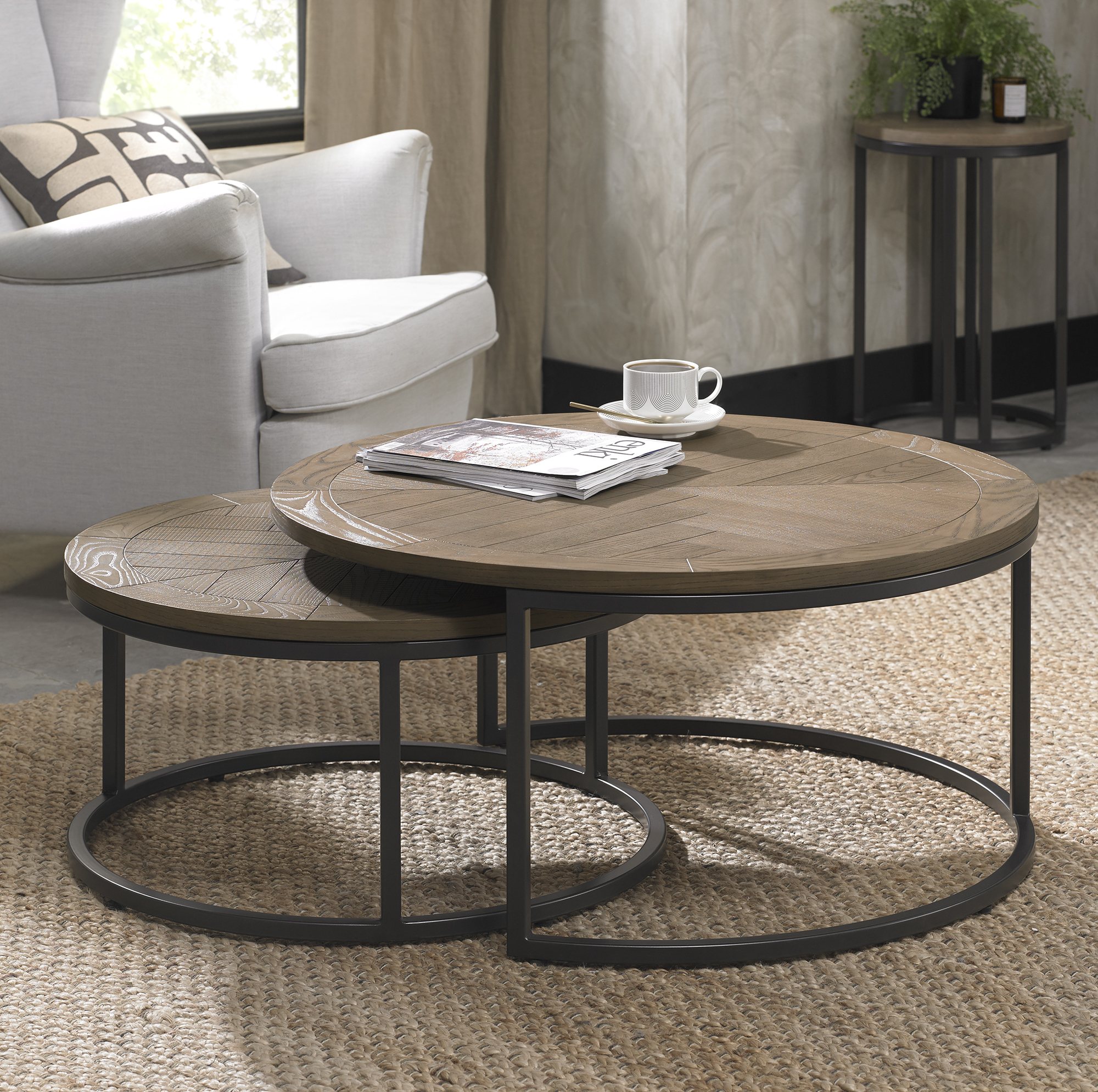 Large nest sales of tables