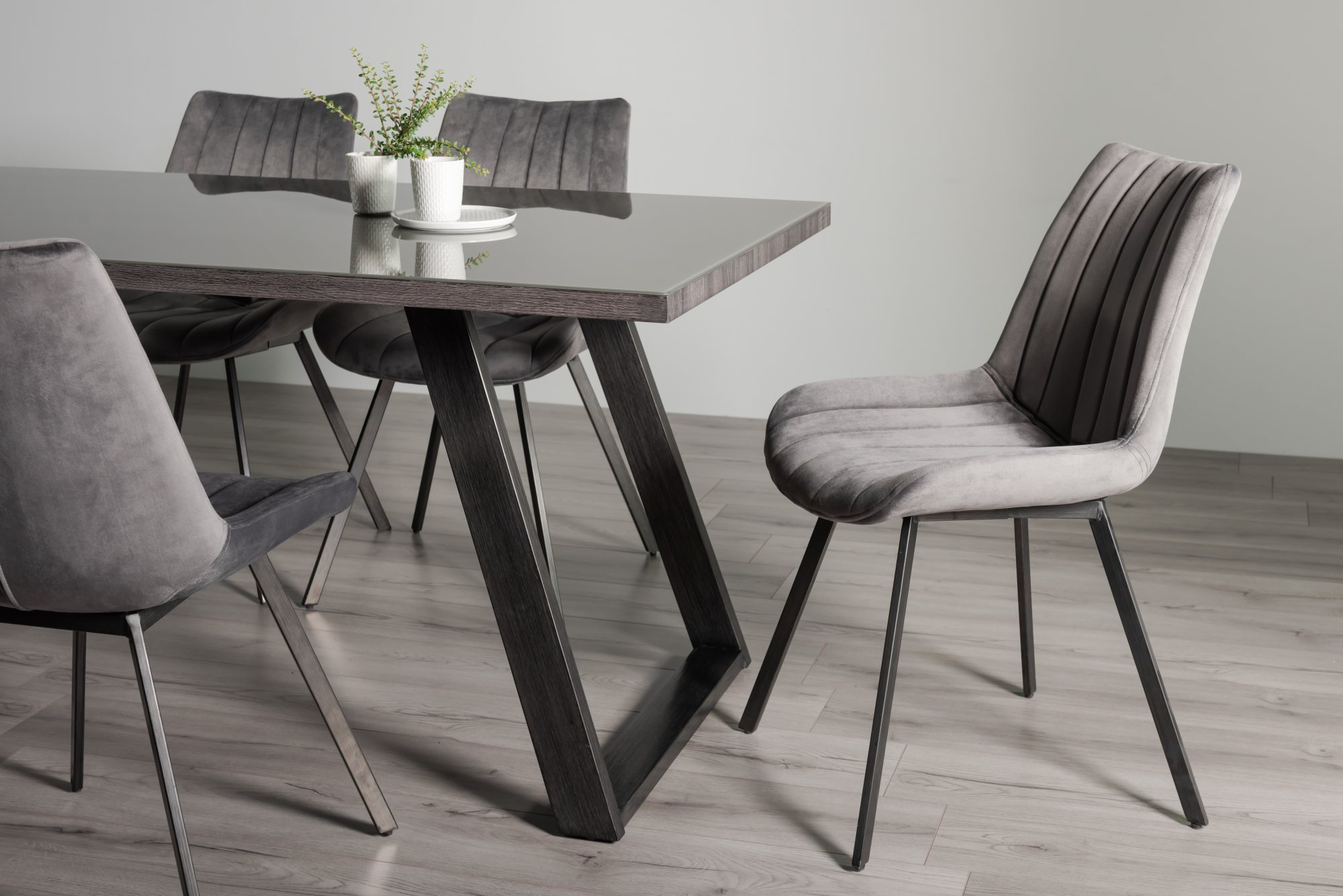 Gallery Collection Hirst Grey Painted Glass 6 Seater Table & 6 Fontana