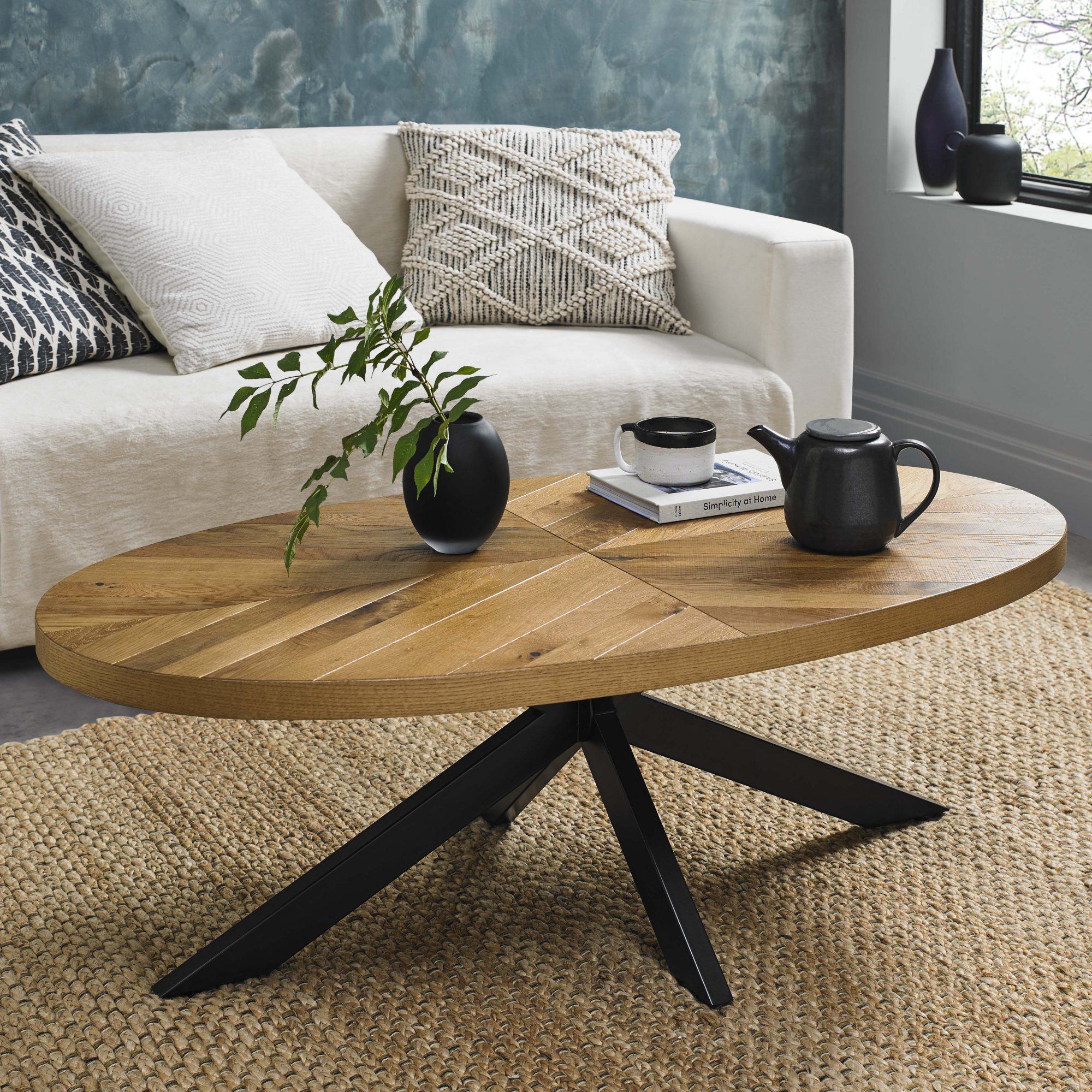 Large round oak coffee table discount