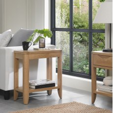 Chester Oak Side Table