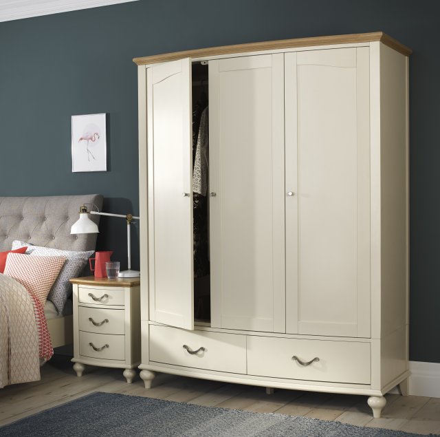 Premier Collection Montreux Pale Oak & Antique White Triple Wardrobe